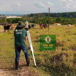 Empresa de levantamento planimétrico da TOPO ADM