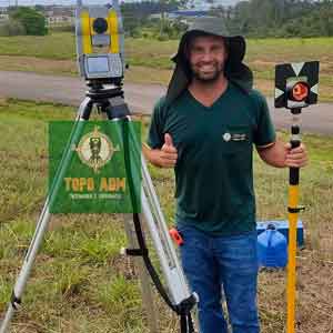 Levantamento topográfico da TOPO ADM